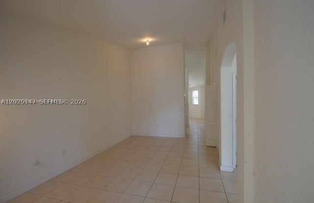 1661 SE 29th Ct Gallery 2