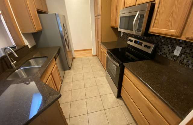 2112 Liberty Hts Gallery 2