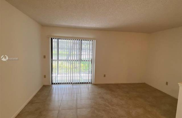 10793 W Clairmont Cir Gallery 2