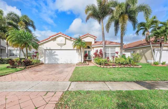 2365 NW 137th Ter photos photos