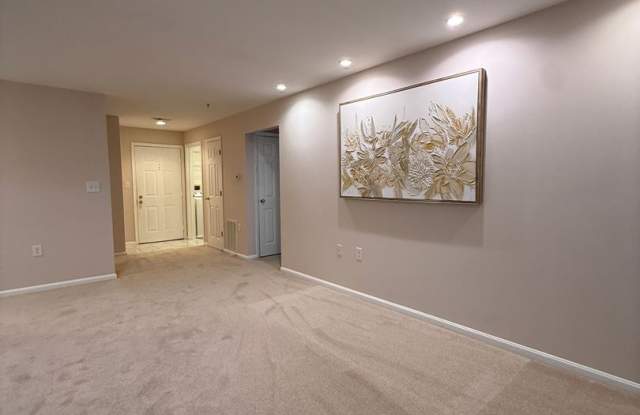 Spacious 2nd Level 3 Bedroom Condo with Balcony in Owings Mills Gallery 4