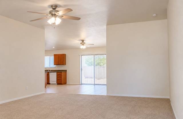 Home in Prescott Valley Gallery 3