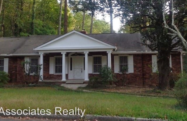 2826 Arrowood Dr - 2826 Arrowood Drive, East Point, GA 30344