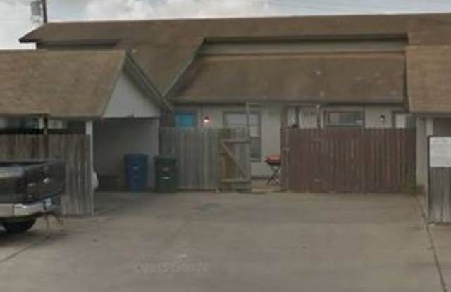 5735 Crestmore Spacious and well-maintained, this 2-bedroom, 2-bathroom townhome photos photos