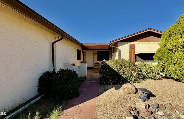 2140 W UTOPIA Road Gallery 2