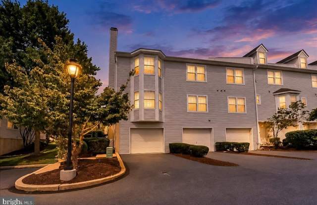 347 HUNTINGTON Court Gallery 3