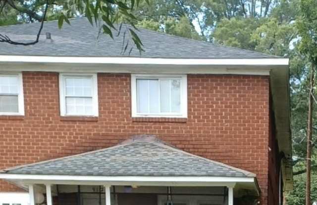 912 Berryhill Road photos photos