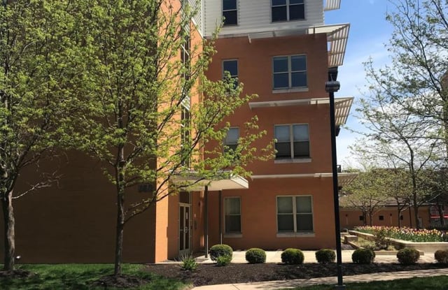 652 Emerson Road - 652 Emerson Road, Creve Coeur, MO 63141