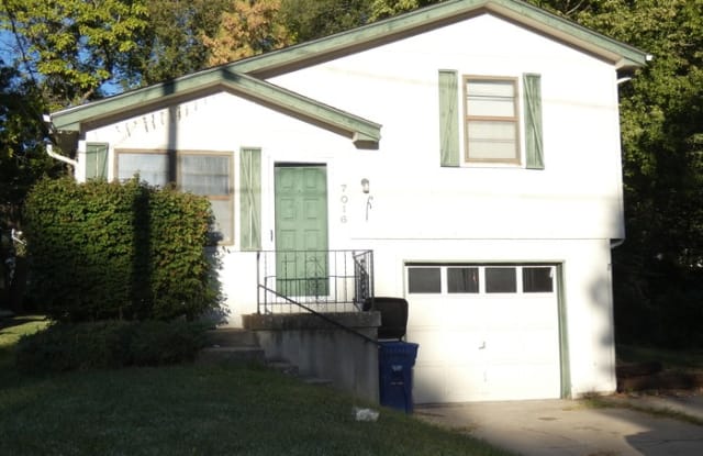 7016 North Troost Avenue - 7016 North Troost Avenue, Gladstone, MO 64118