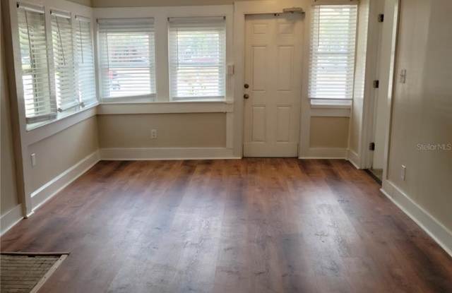 1775 FRUITVILLE Road Gallery 4