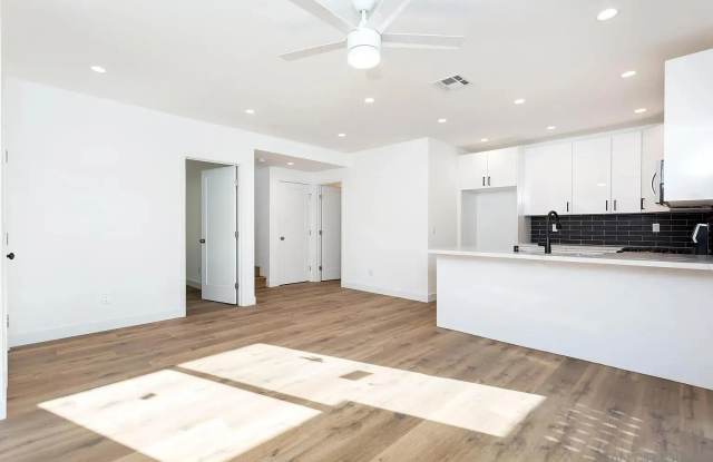 5721 Campanile Way Gallery 2