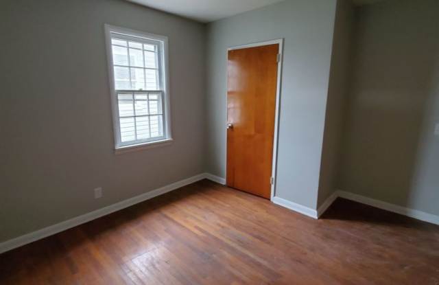 3 BR NE Canton House for rent Gallery 3