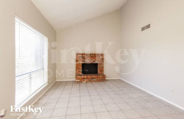 6740 West Shangri La Road photos photos