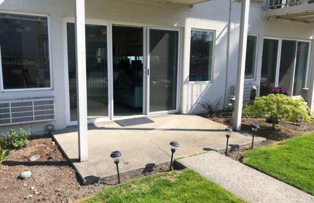 1Bd/1Ba Kirkland Condo Gallery 1