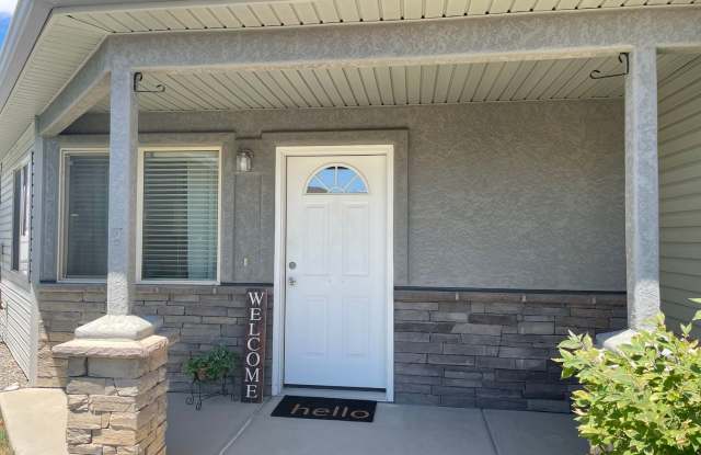 Furnished 3 bedroom, 2 bath availalbe in July - 671 Serenity Court, Grand Junction, CO 81505