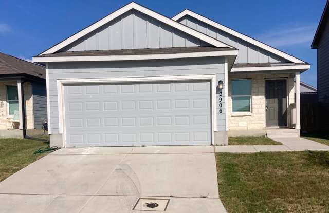 Zero Application Fee for this Spacious 4-Bedroom, 2-Bath Home for Rent in Converse! photos photos