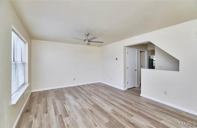 61 Woodlake Court Gallery 4