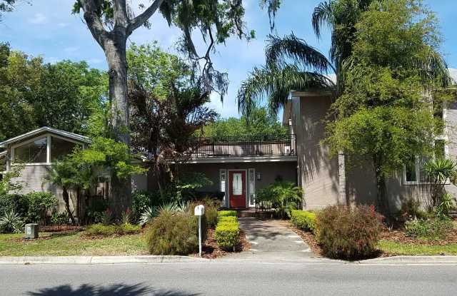 Winter Park Neighborhood Gallery 1