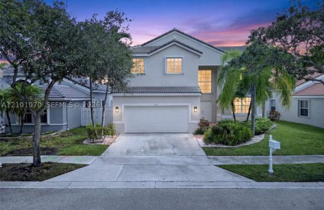 1012 Cedar Falls Dr Gallery 1