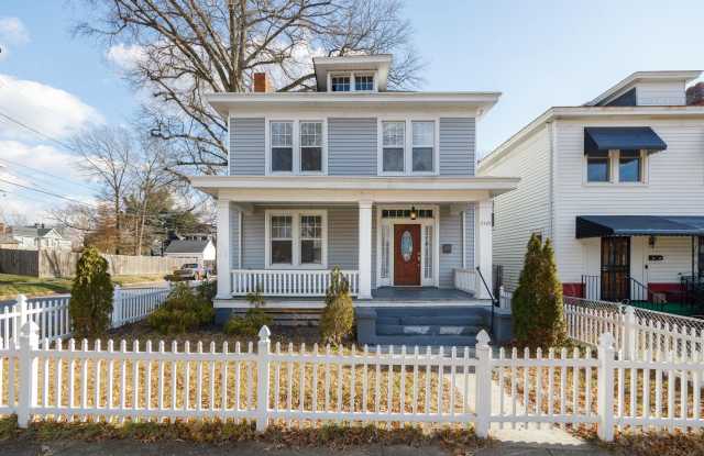 Spacious Corner-Lot Home on Carolina Ave photos photos