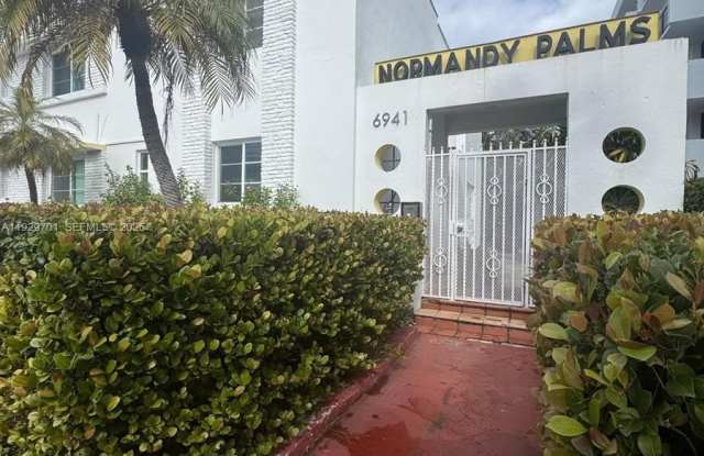 6941 Bay Dr photos photos