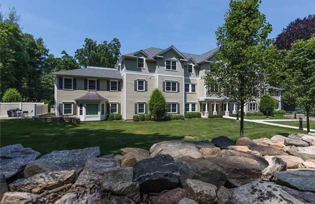 593 Main St photos photos