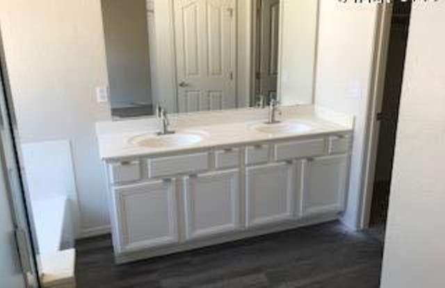 10246 E BLANCHE Drive Gallery 4