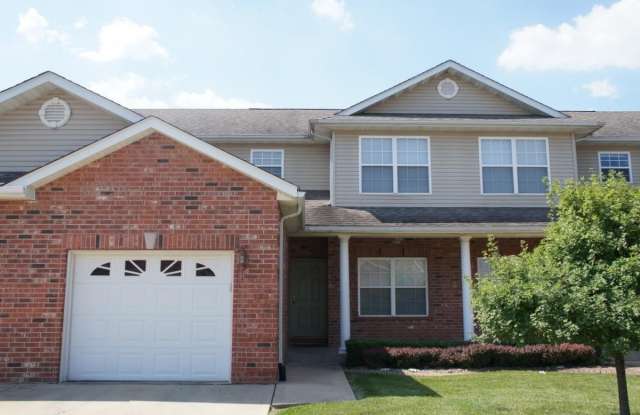 647 TITAN Drive - 647 Titan Drive, O'Fallon, IL 62269