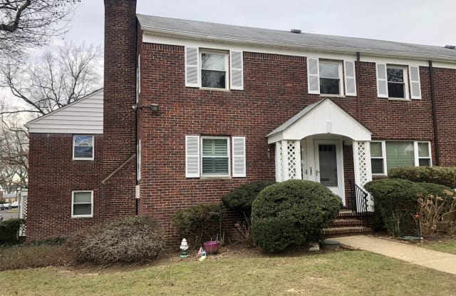 86 Manor Drive - 86 Manor Drive, Red Bank, NJ 07701