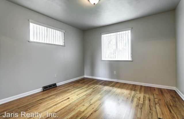 1064 S. Yarrow Street Gallery 3