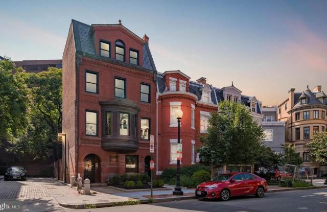 1524 18TH Street NW Gallery 1