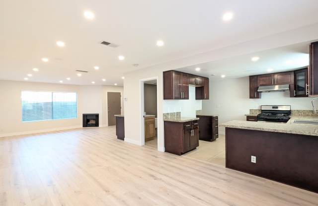 209 Palmetto Drive Gallery 4