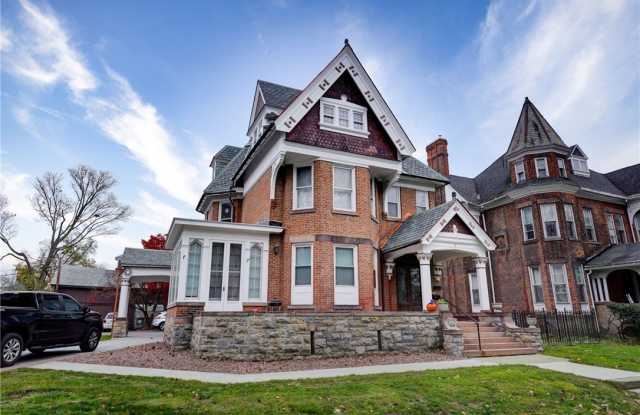 8 Sibley Place photos photos