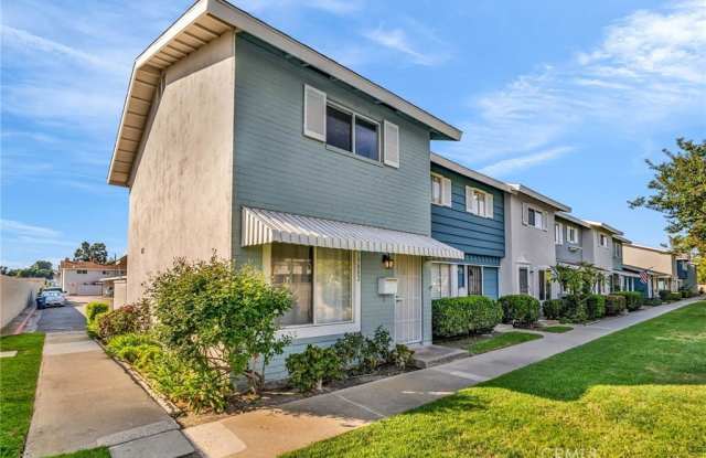 19882 Berkshire - 19882 Berkshire Lane, Huntington Beach, CA 92646