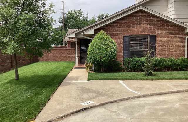 9009 N May Avenue - 9009 North May Avenue, Oklahoma City, OK 73120