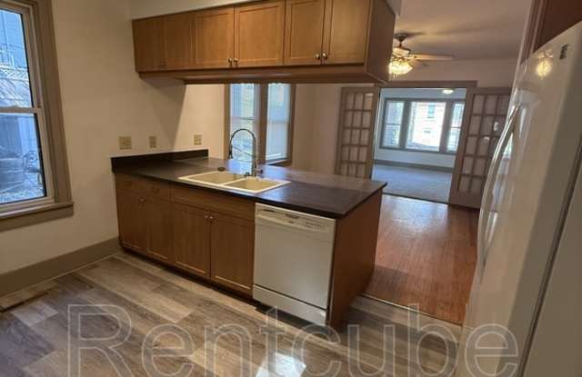 626 University Ave photos photos