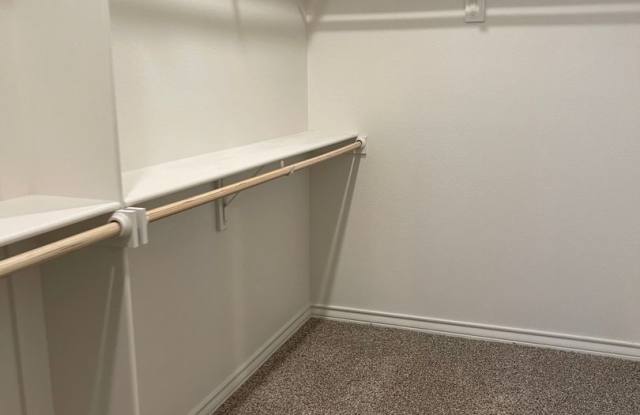 AVAILABLE NOW! 4 bed 2 bath 2 car garage Frenship ISD! Gallery 3