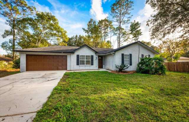 1221 Lindenhurst Avenue - 1221 Lindenhurst Avenue, Green Cove Springs, FL 32043