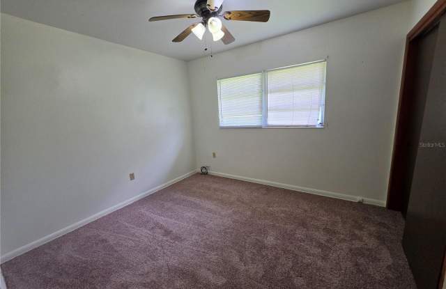 1103 N CRYSTAL Terrace Gallery 2