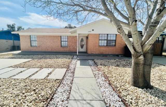 1040 Cindy Marie Dr. photos photos