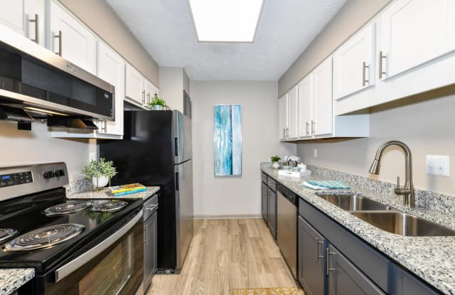 The VUE at Crestwood Apartments photos photos