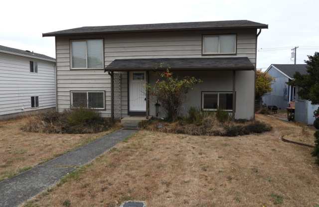 4 Bed with Daylight Basement Gallery 1