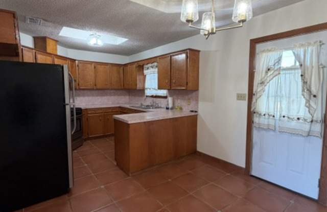1301 West Duranta Avenue - 1 Gallery 3