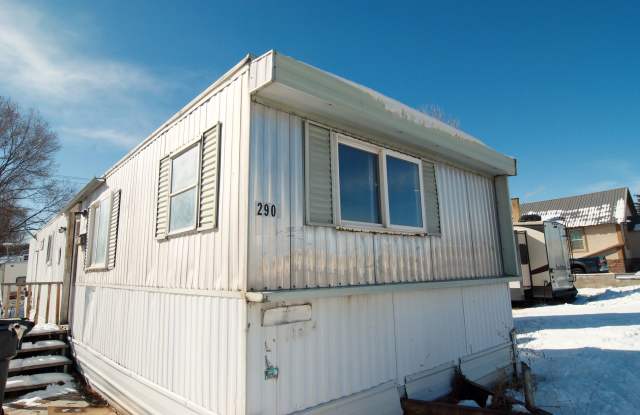 Cozy 2 Bed, 1 Bath Home in Idaho Falls! photos photos