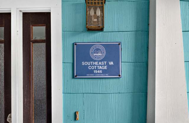 433 Southeast 7th Street Gallery 3
