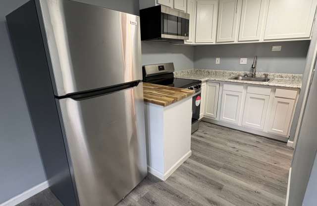Fresh, Efficient Kent Rental with Water, Sewer & Trash Included Gallery 4