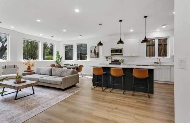 3310 Lyndale Ave S photos photos