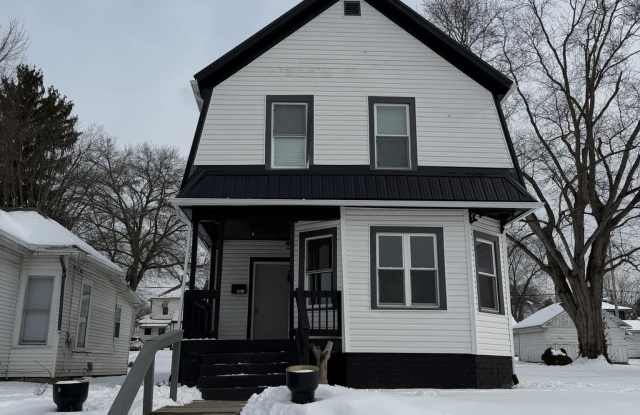 792 1/2 Lexington Avenue photos photos