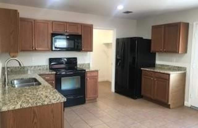 16257 Cowboy Trail Gallery 4