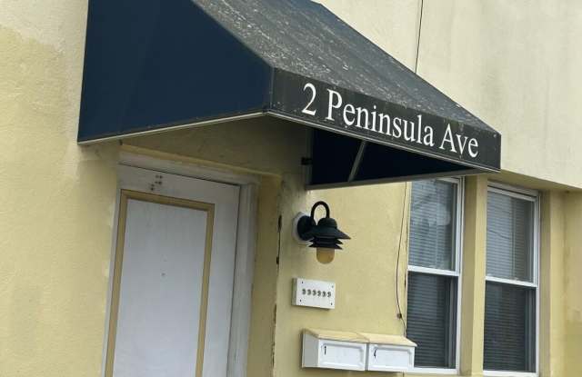 2 Peninsula Avenue photos photos